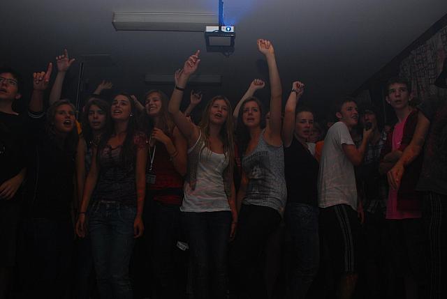 20100827-FazekasGT-eperkaraoke-14