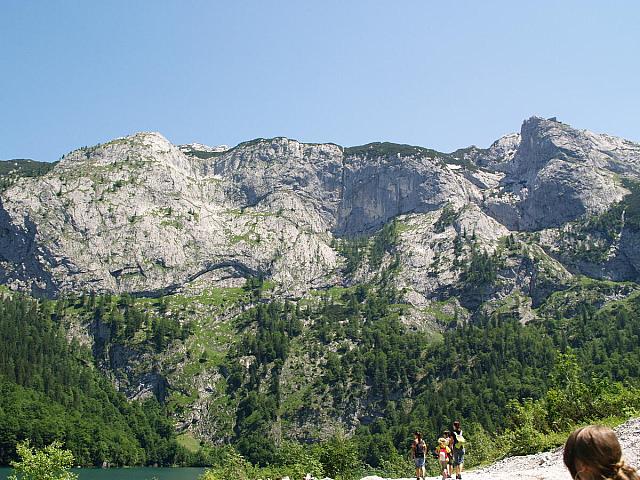 p7030647